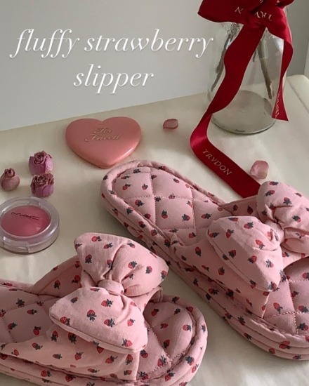 Strawberry slipper 미끄럼방지 층간소음방지 밑창